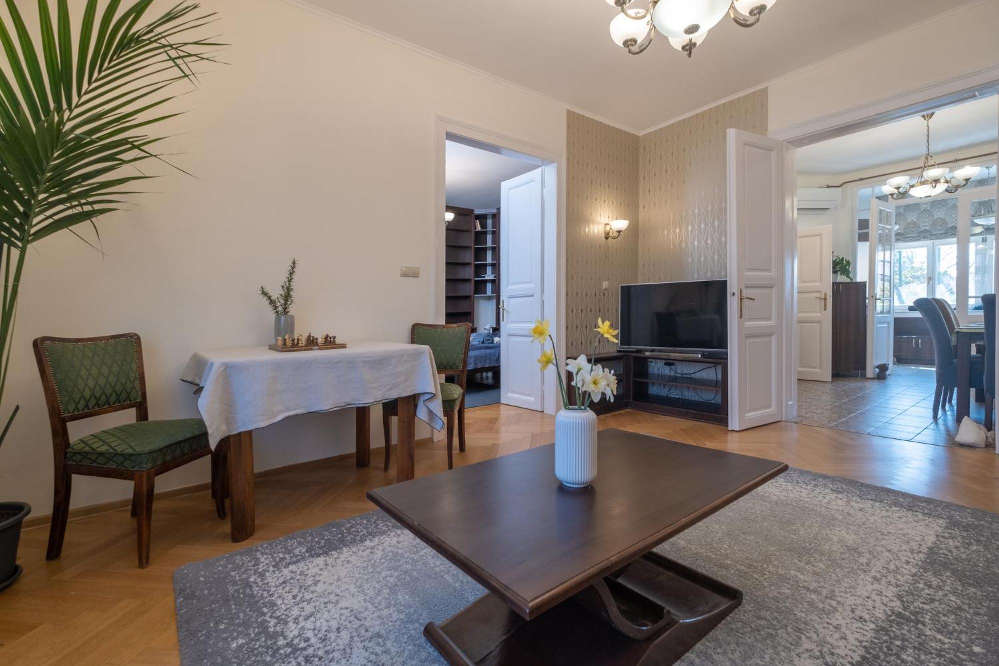 Giovanni'S Airport House Budapest Extérieur photo